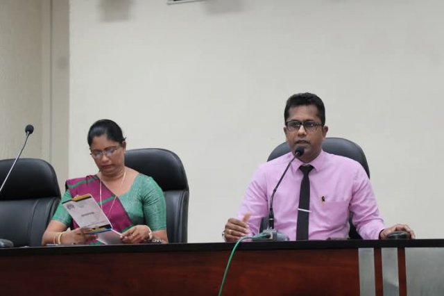 අභ්‍යන්තර කටයුතු ඒකකය (IAU) ස්ථාපිත කිරීම.