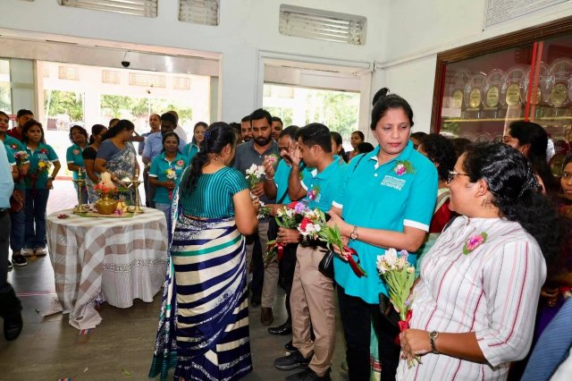 රත්නපුර සහ යාපනය දිස්ත්‍රික්ක අතර සංස්කෘතික හා භාෂා හුවමාරු වැඩසටහනක්!